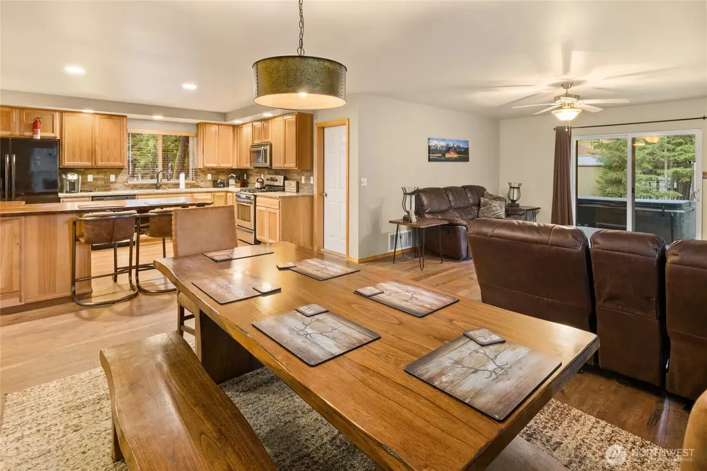 750 Evergreen Valley Loop Road Ronald WA 98940