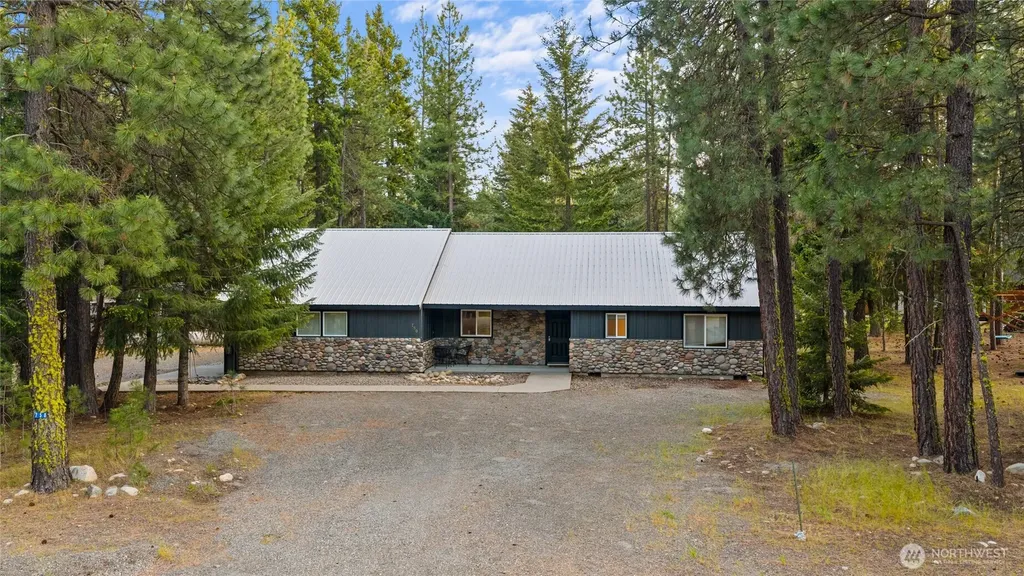 750 Evergreen Valley Loop Road Ronald WA 98940