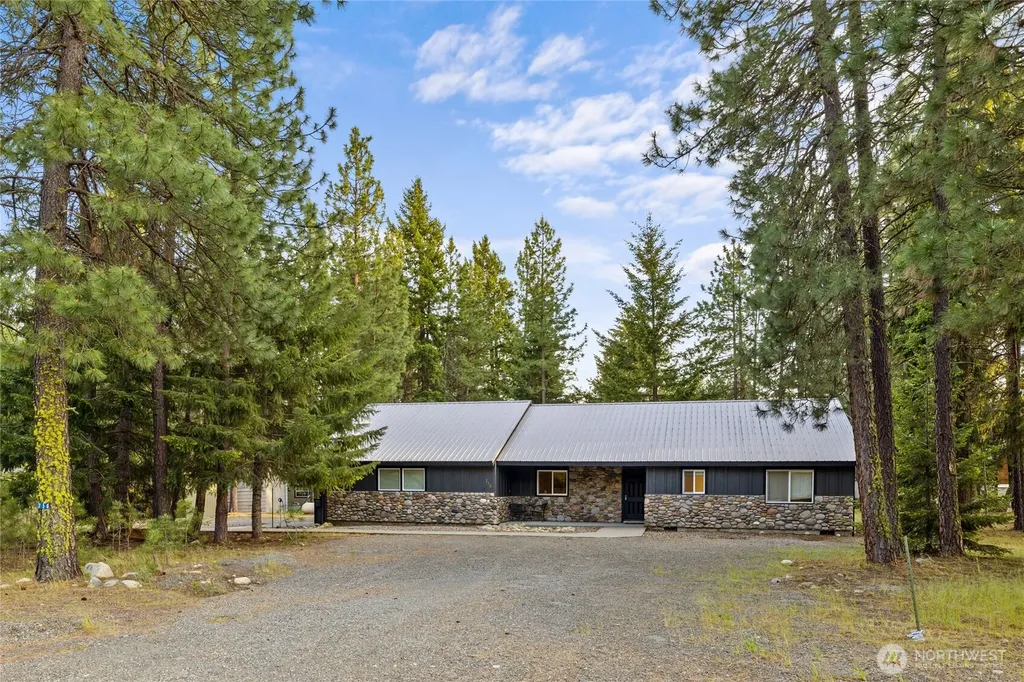 750 Evergreen Valley Loop Road Ronald WA 98940