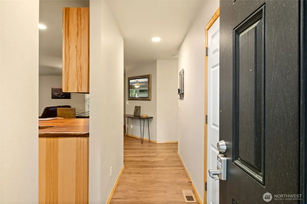750 Evergreen Valley Loop Road Ronald WA 98940