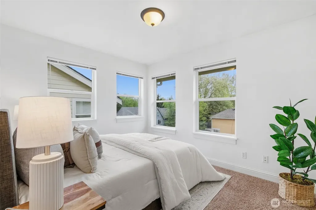 3131 SW Raymond Street Seattle WA 98126