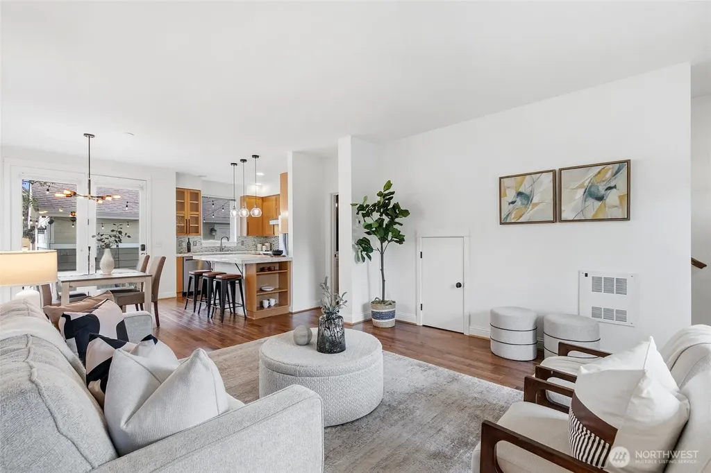 3131 SW Raymond Street Seattle WA 98126