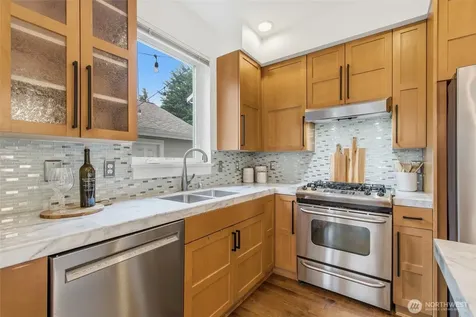 3131 SW Raymond Street Seattle WA 98126