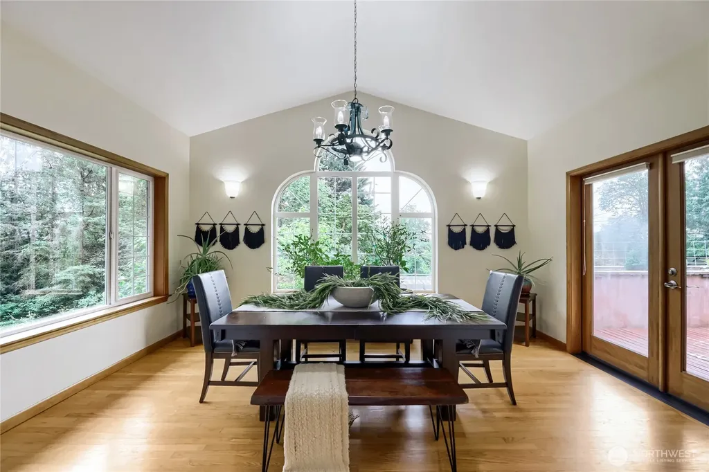 18314 320th Avenue NE Duvall WA 98019