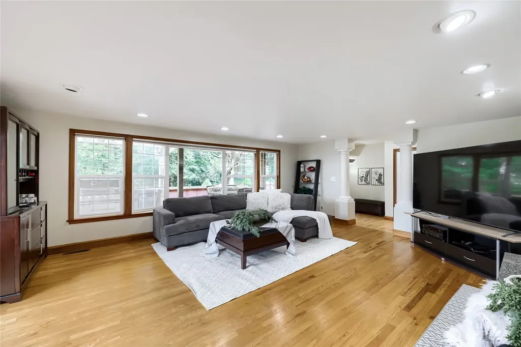 18314 320th Avenue NE Duvall WA 98019