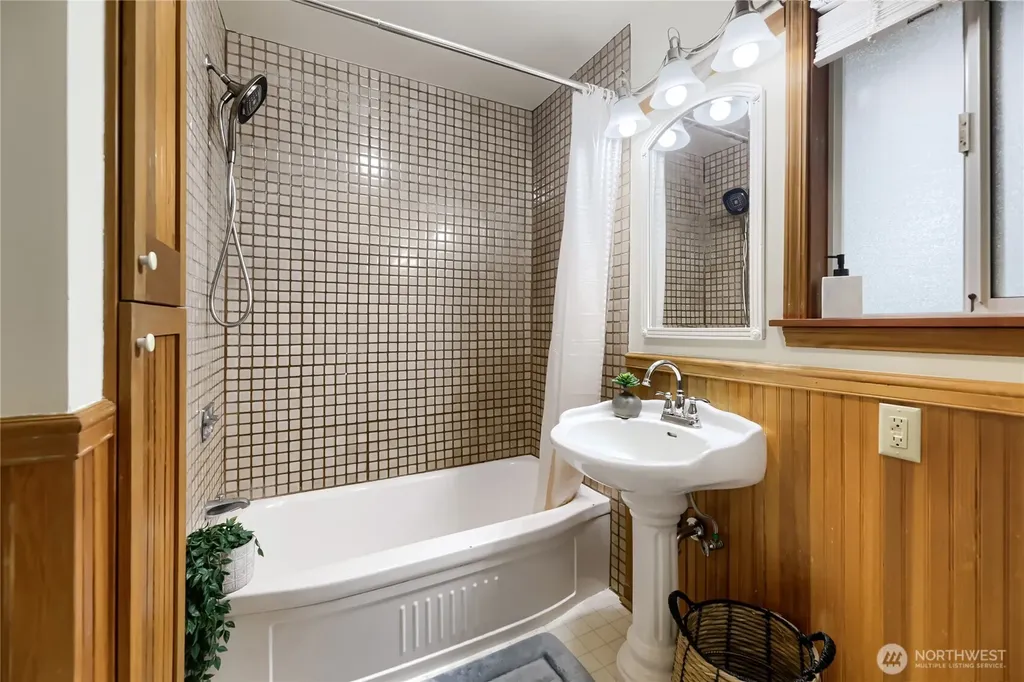 18314 320th Avenue NE Duvall WA 98019