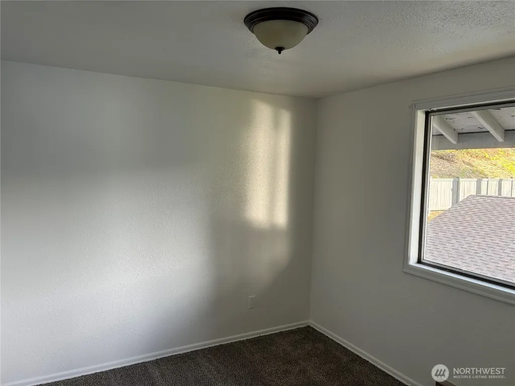 3410 E State Route 302 Belfair WA 98528