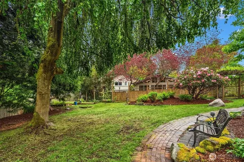 11831 SE 87th Street Newcastle WA 98056