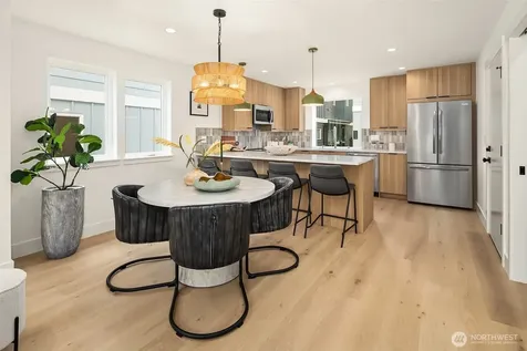 535 N 70th Street Seattle WA 98103