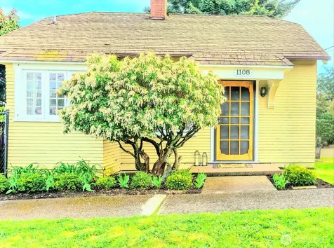 1108 43rd Street S Tacoma WA 98418