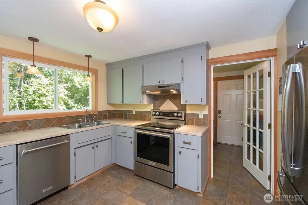 3509 S Old Mill Road Port Angeles WA 98362