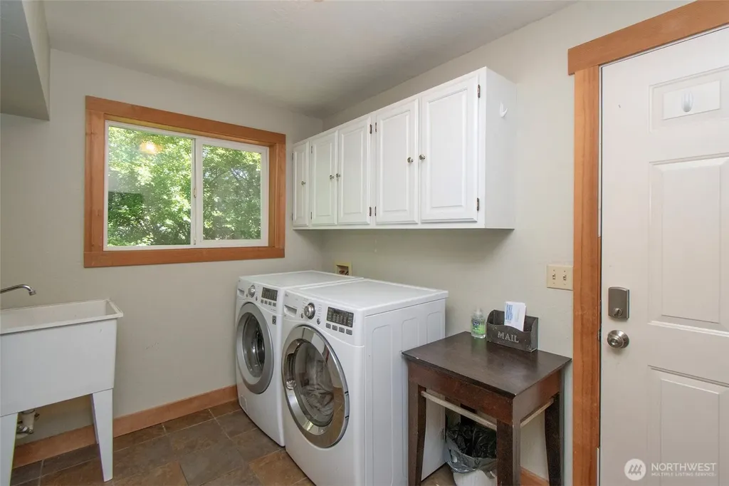 3509 S Old Mill Road Port Angeles WA 98362