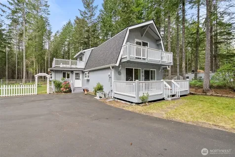 261 N Olympic Way Hoodsport WA 98548