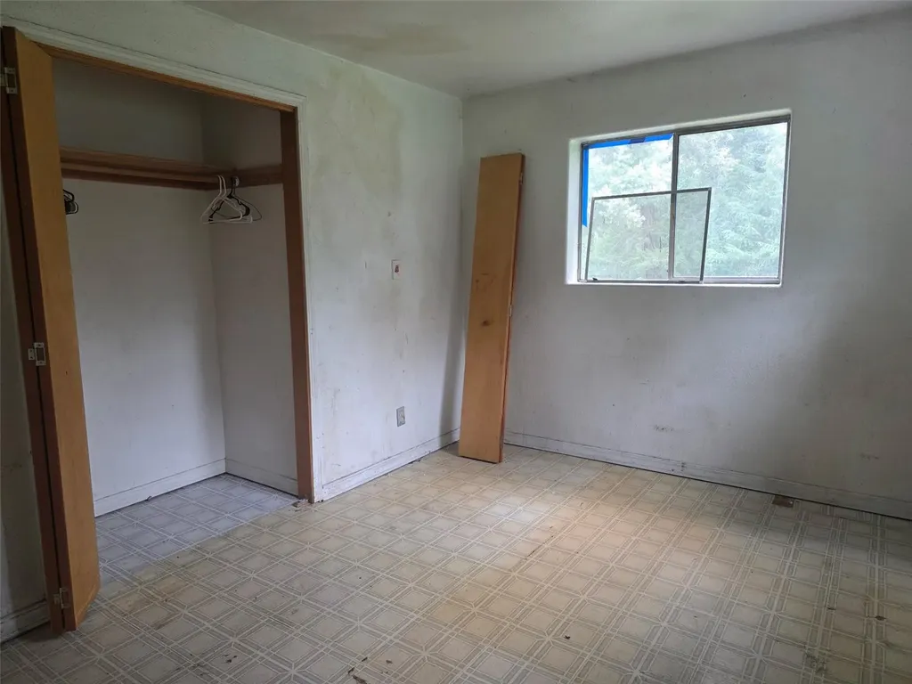 33 Old West Curlew Lake Road Republic WA 99166