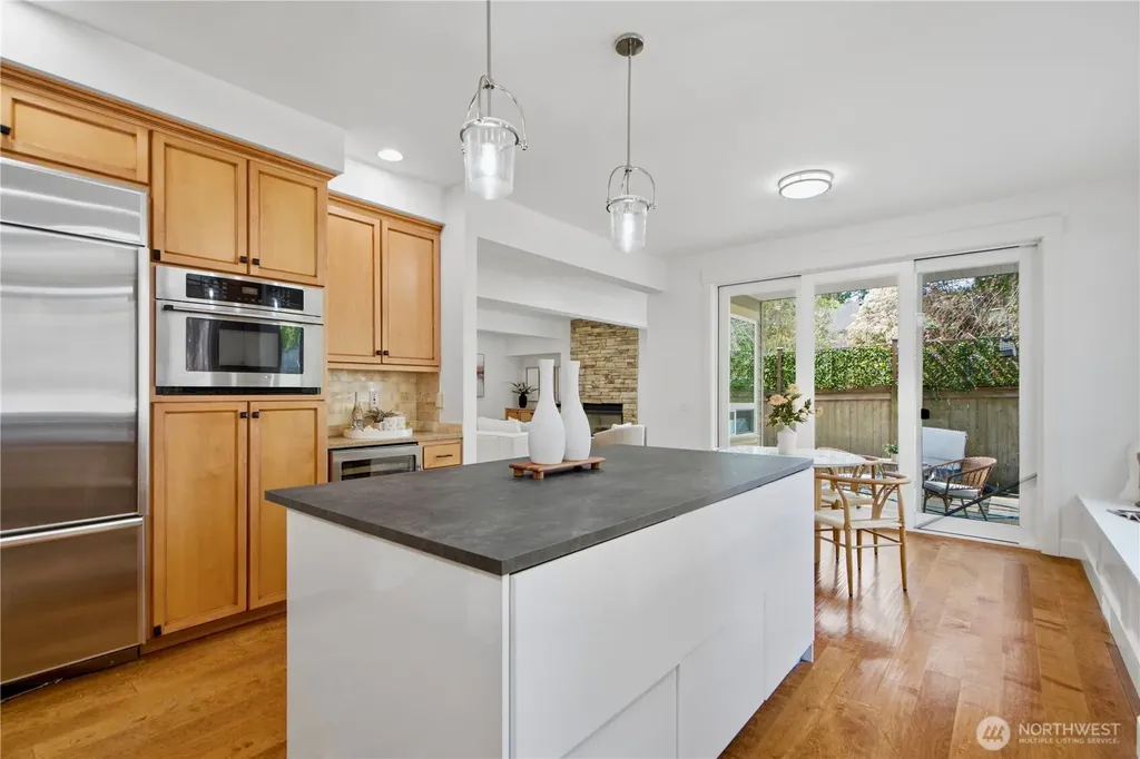 10504 NE 114th Lane Kirkland WA 98033