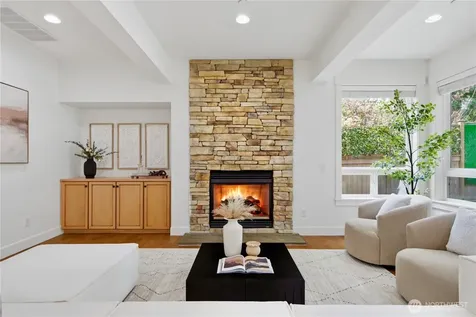 10504 NE 114th Lane Kirkland WA 98033