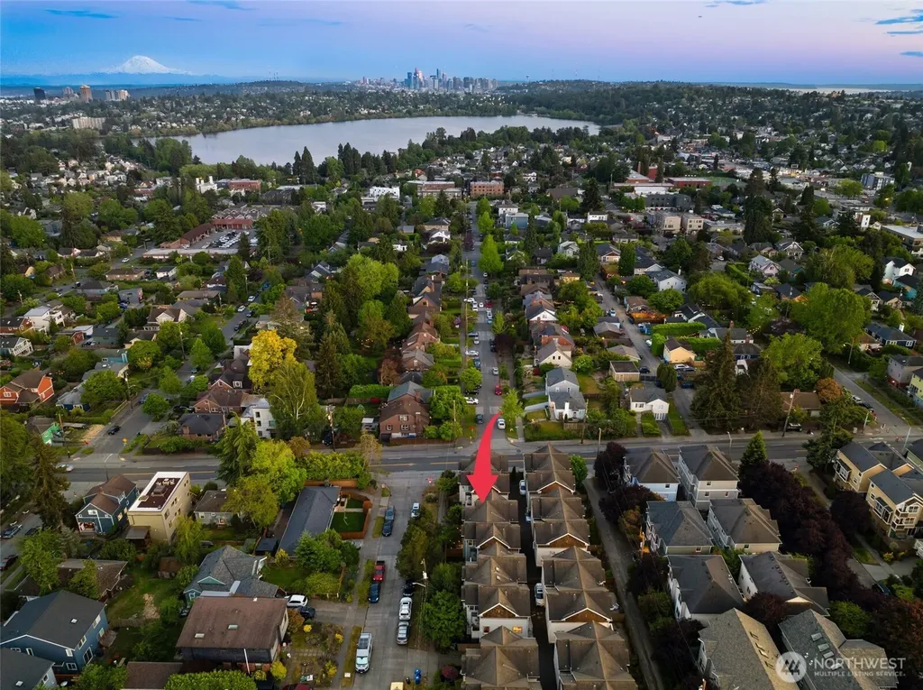 8509 Interlake Avenue N Seattle WA 98103