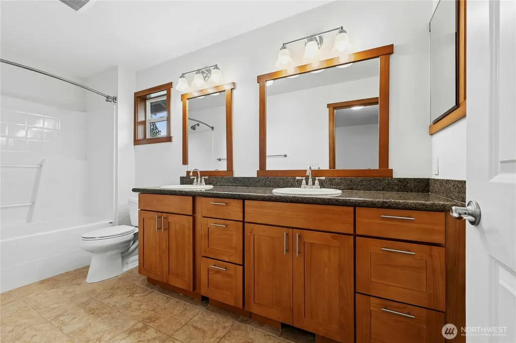 8118 NE 126th Street Kirkland WA 98034