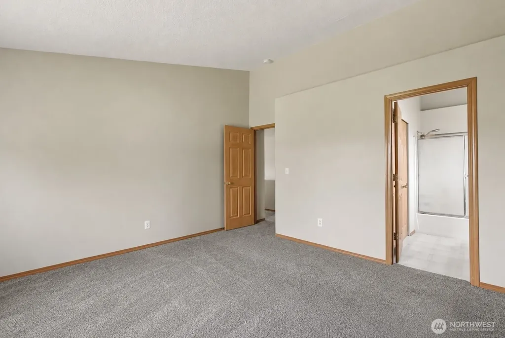 16514 NE 67th Street Vancouver WA 98382