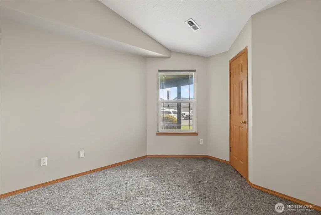 16514 NE 67th Street Vancouver WA 98382