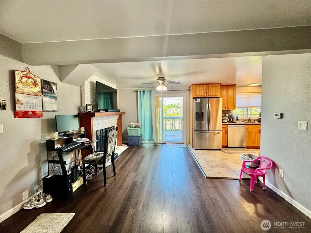 7711 40th Avenue Ct E Tacoma WA 98443