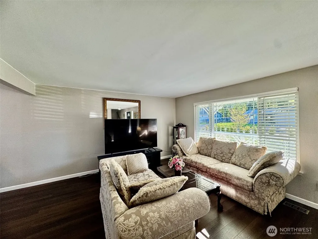 7711 40th Avenue Ct E Tacoma WA 98443