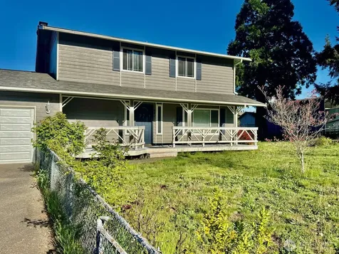 7711 40th Avenue Ct E Tacoma WA 98443