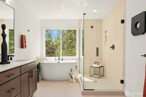 14821 NE 2nd Court Bellevue WA 98007