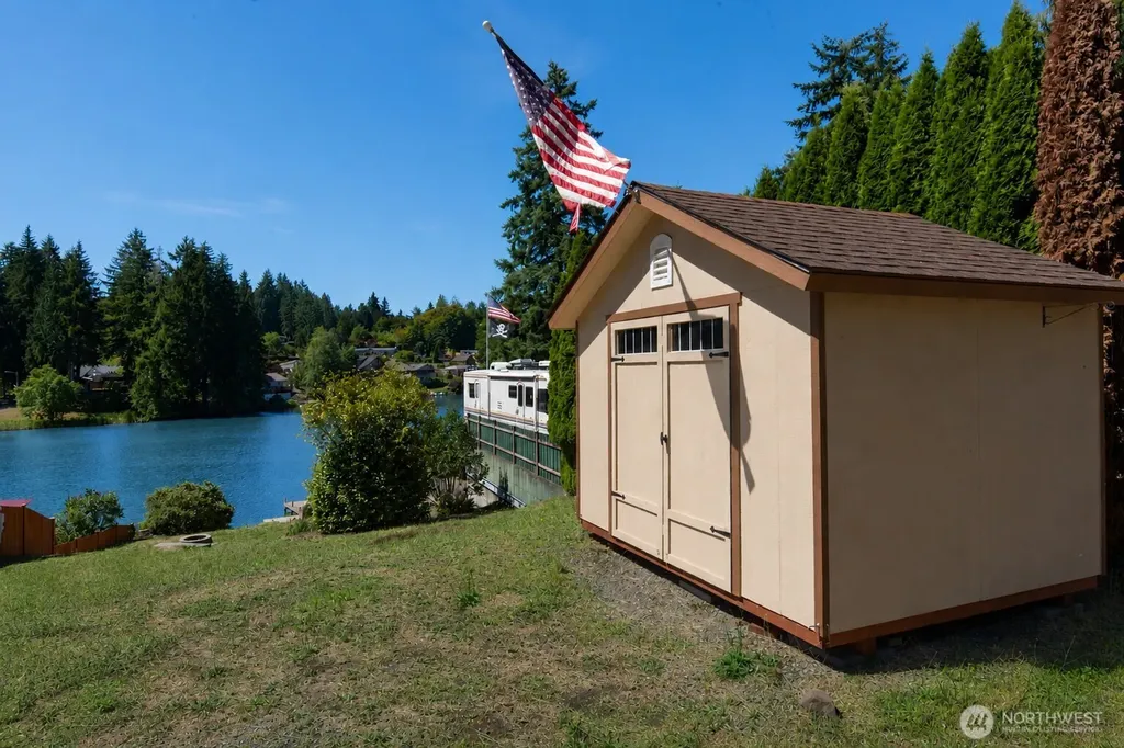 350 SE Crescent Drive Shelton WA 98584