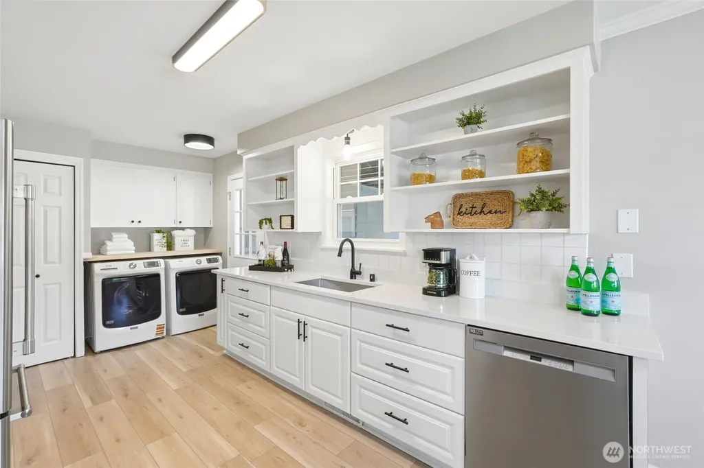 2222 Oklahoma Avenue Everett WA 98201