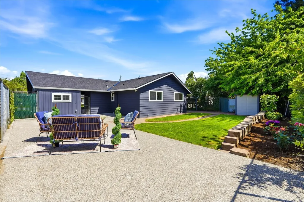 2222 Oklahoma Avenue Everett WA 98201