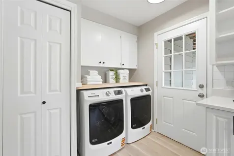 2222 Oklahoma Avenue Everett WA 98201