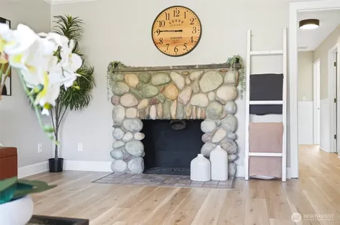 2222 Oklahoma Avenue Everett WA 98201