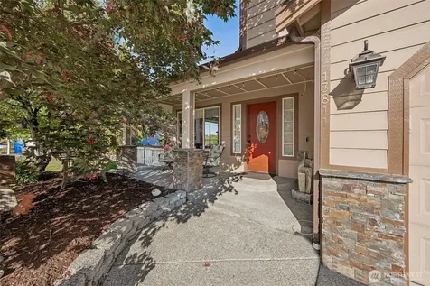 13811 68th Avenue Ct E Puyallup WA 98373