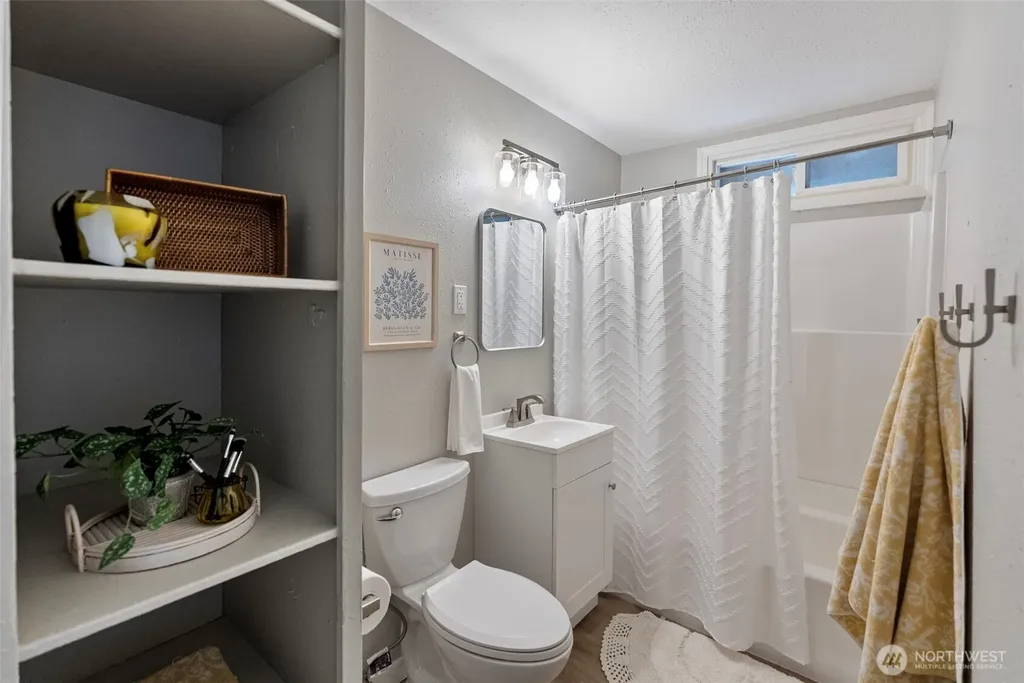 3224 Halverson Avenue Bremerton WA 98310
