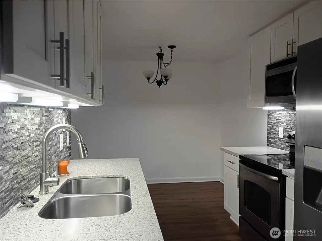 10501 8th Avenue NE Seattle WA 98125