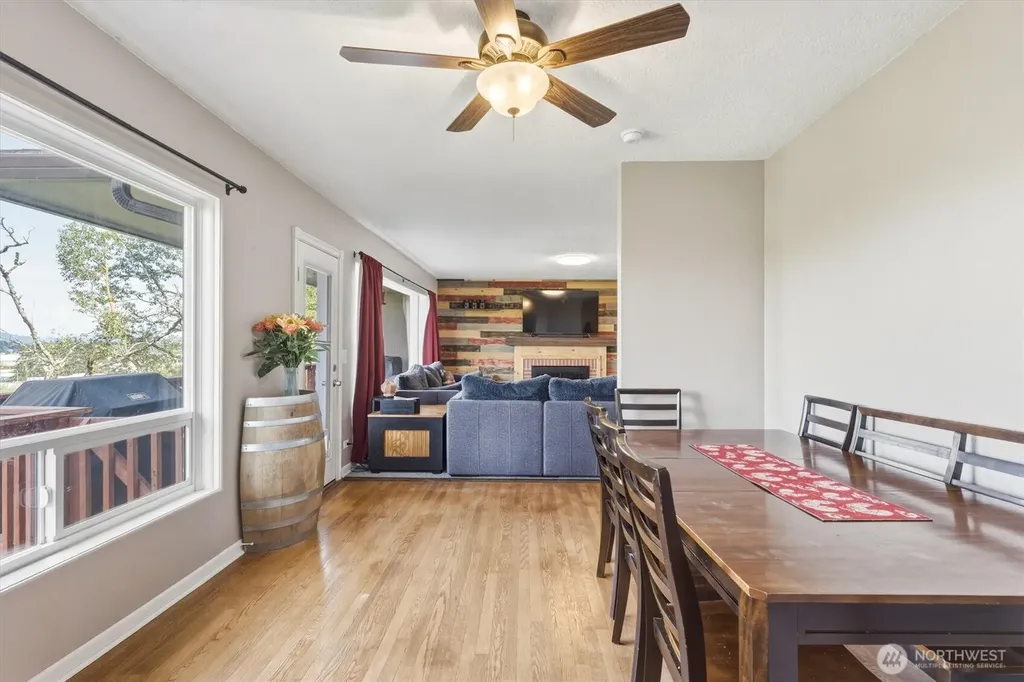 201 Carroll Road Kelso WA 98626