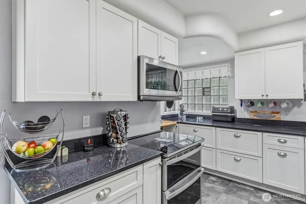 201 Carroll Road Kelso WA 98626