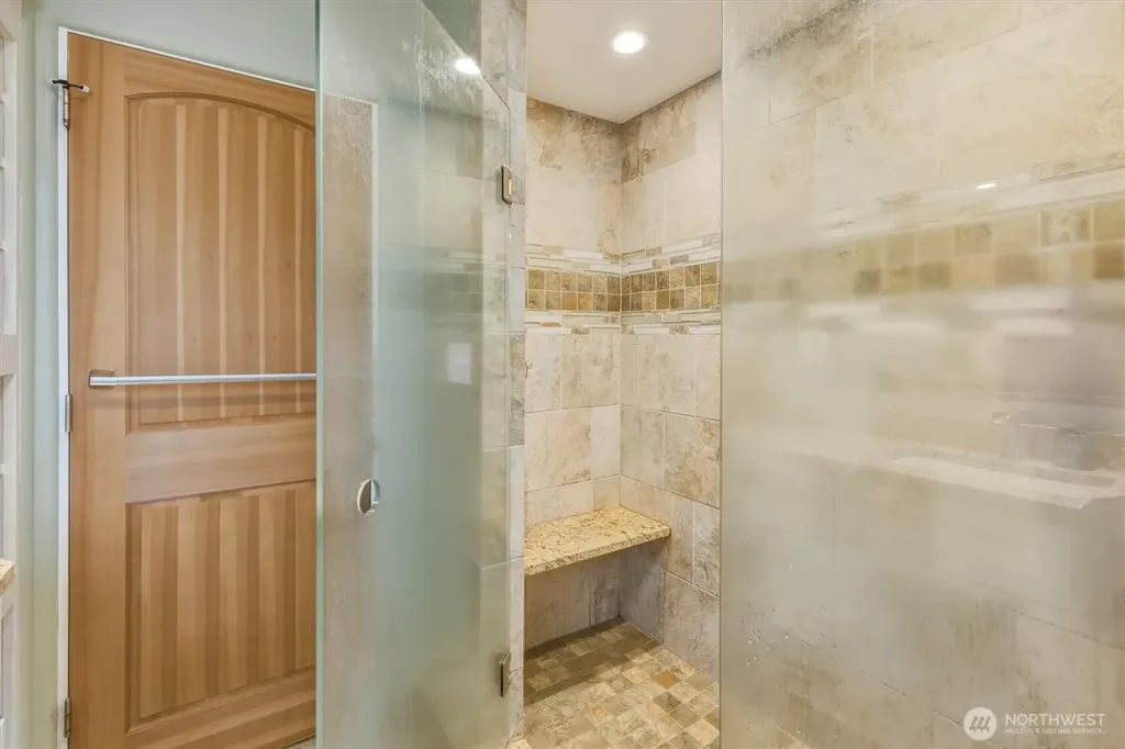 201 Carroll Road Kelso WA 98626