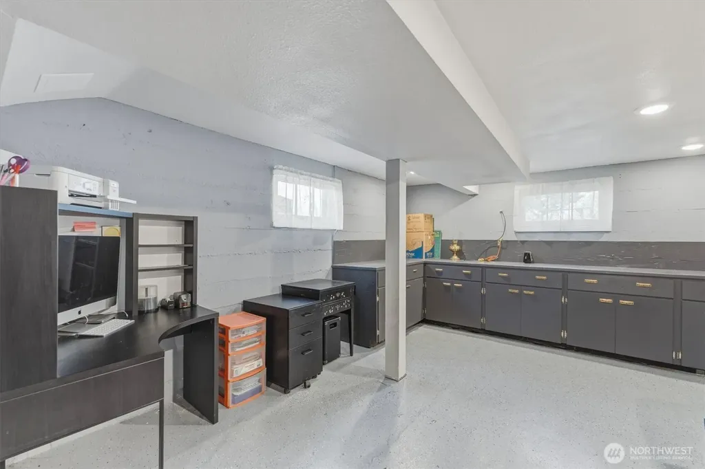 201 Carroll Road Kelso WA 98626