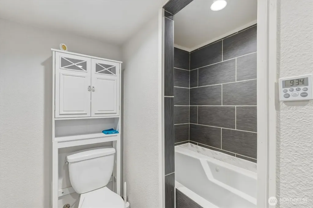 201 Carroll Road Kelso WA 98626