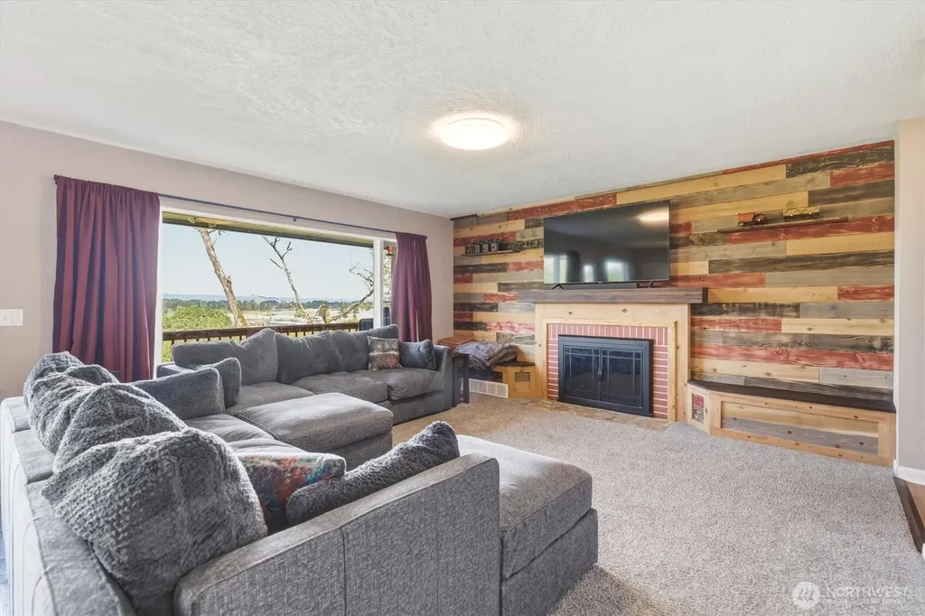 201 Carroll Road Kelso WA 98626
