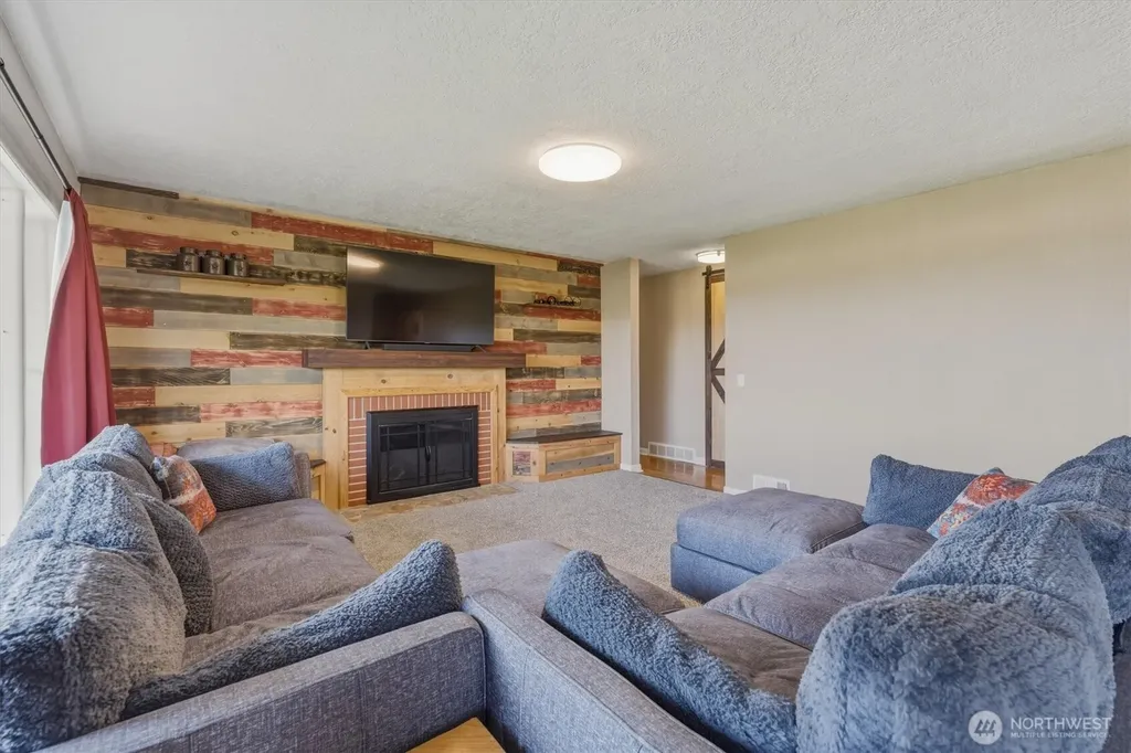 201 Carroll Road Kelso WA 98626