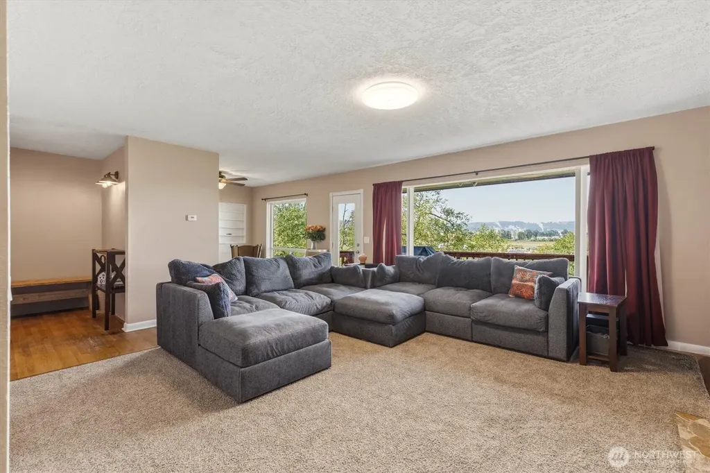 201 Carroll Road Kelso WA 98626