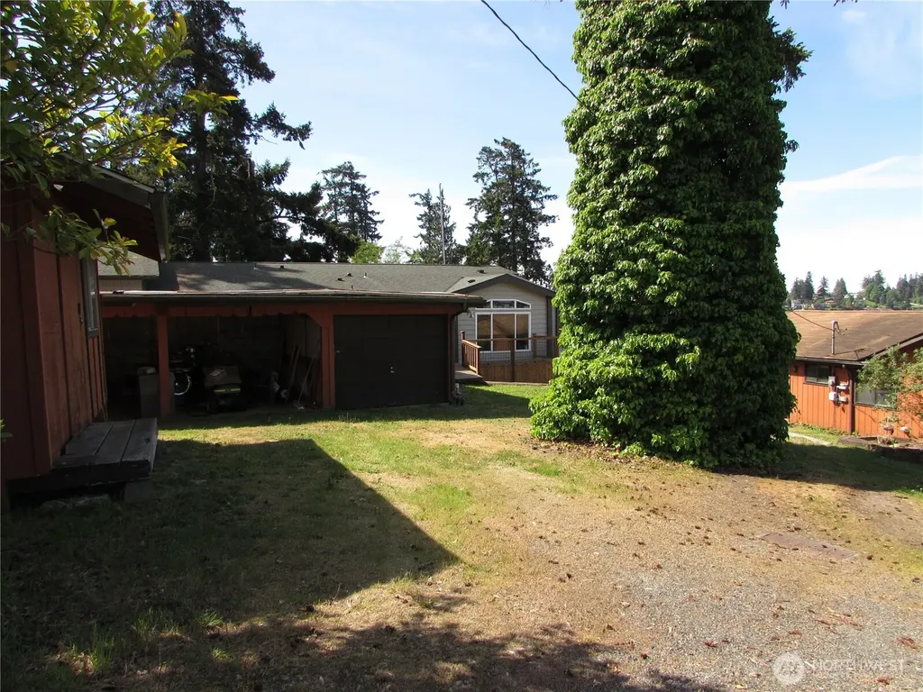 6728 Totem Beach Loop Road Tulalip WA 98271