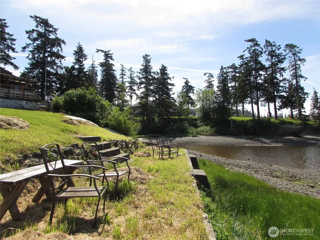 6728 Totem Beach Loop Road Tulalip WA 98271