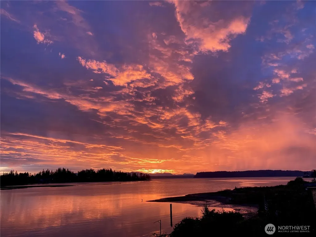 6728 Totem Beach Loop Road Tulalip WA 98271