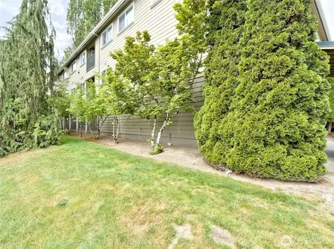 18523 68th Avenue NE Kenmore WA 98028