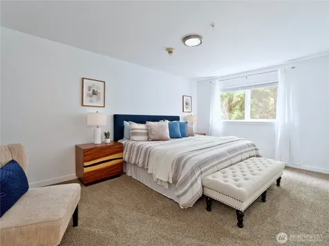 18523 68th Avenue NE Kenmore WA 98028