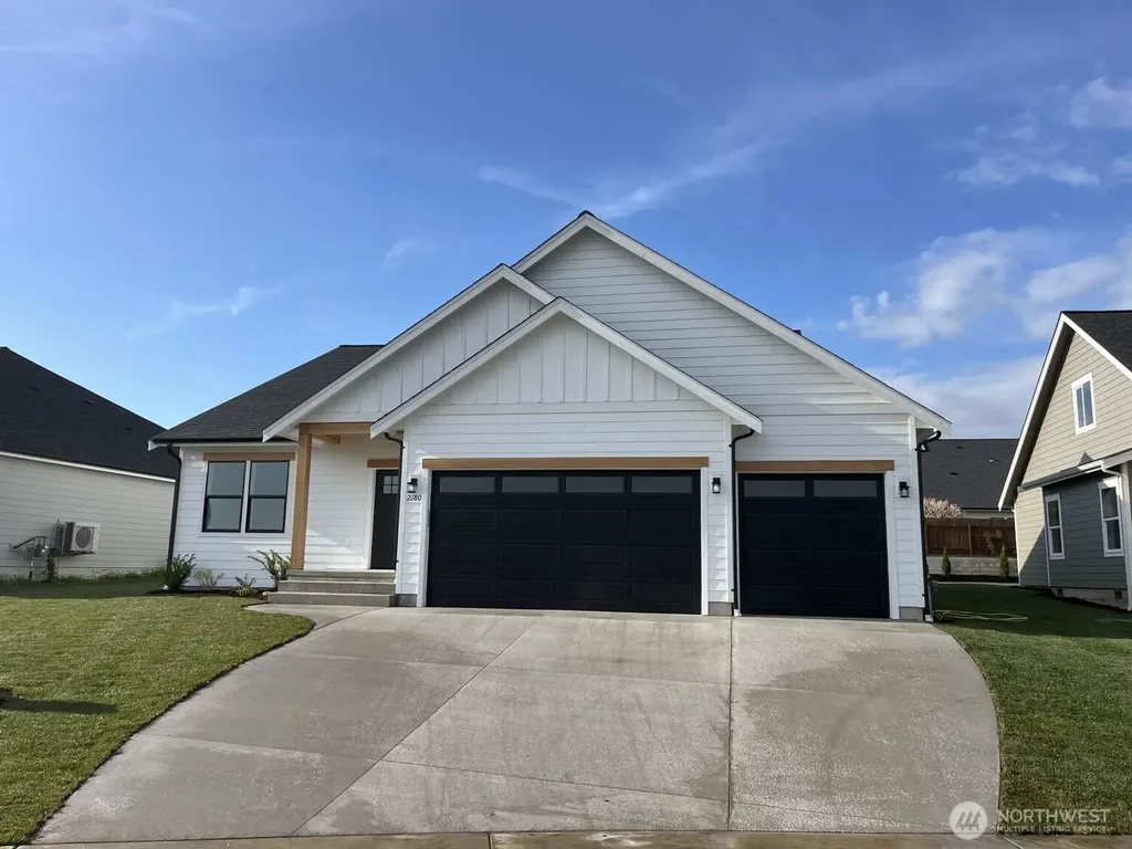 2180 Lagerwey Circle Lynden WA 98264
